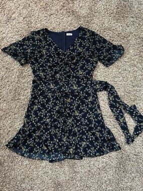 essue Navy Floral Dress